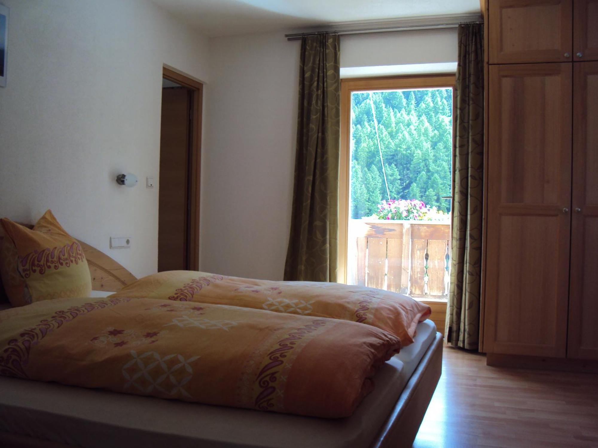 ホテル Haus Fliri クローン・ヴェノスタ 部屋 写真